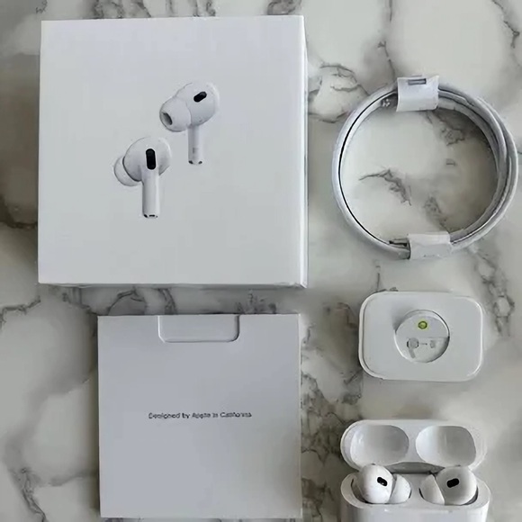White Bluetooth wireless earbuds